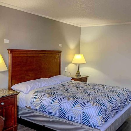 Motel 6 Newport News, Va - Fort Eustis Esterno foto
