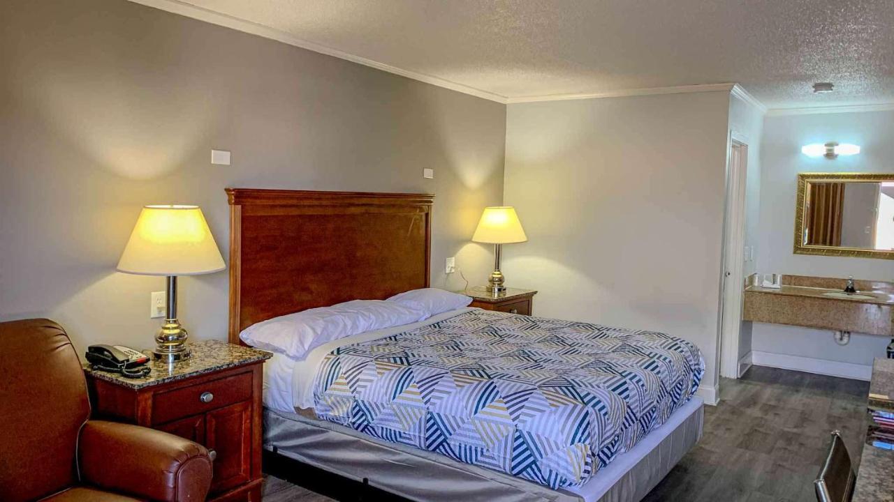 Motel 6 Newport News, Va - Fort Eustis Esterno foto
